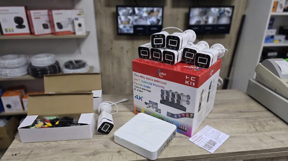Video Nadzor Set 8 Kamera Full HD WiFi Praćenje Telefonom Camera - Glavna slika